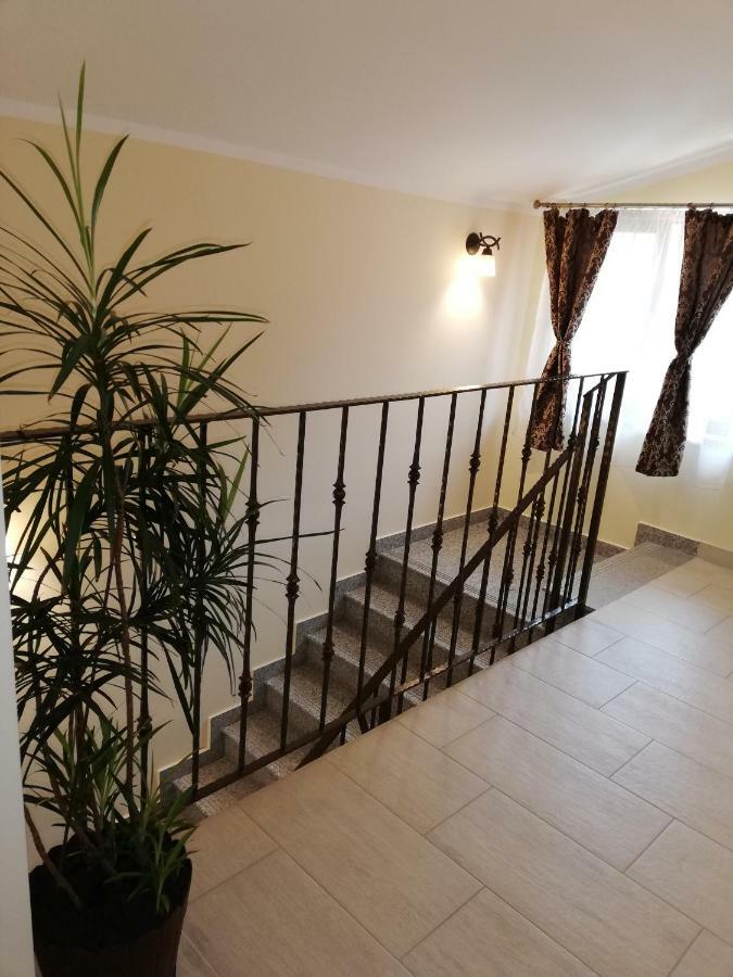 Hotel Casa Daomi Deva Esterno foto