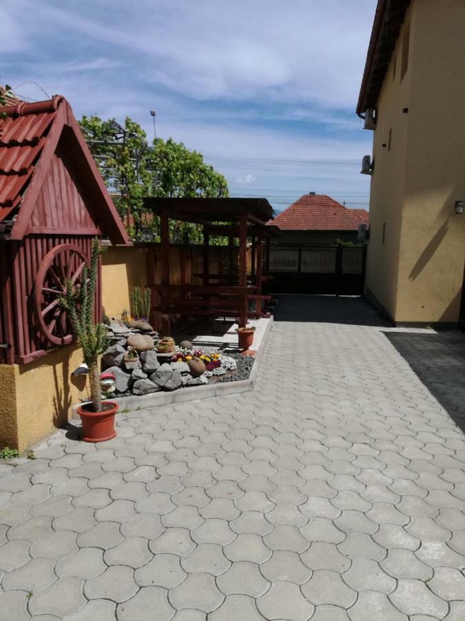 Hotel Casa Daomi Deva Esterno foto