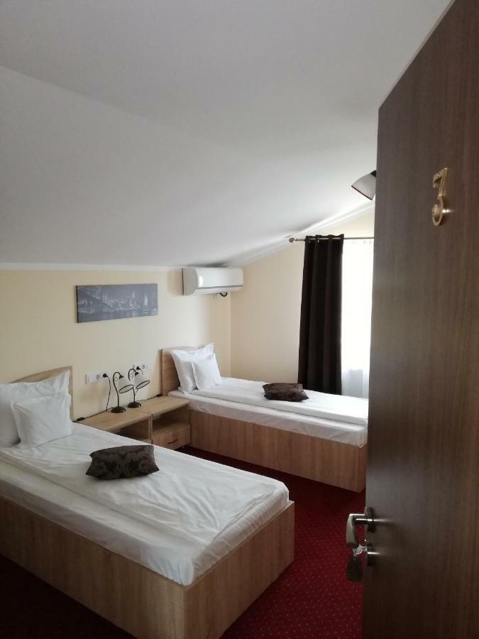 Hotel Casa Daomi Deva Esterno foto